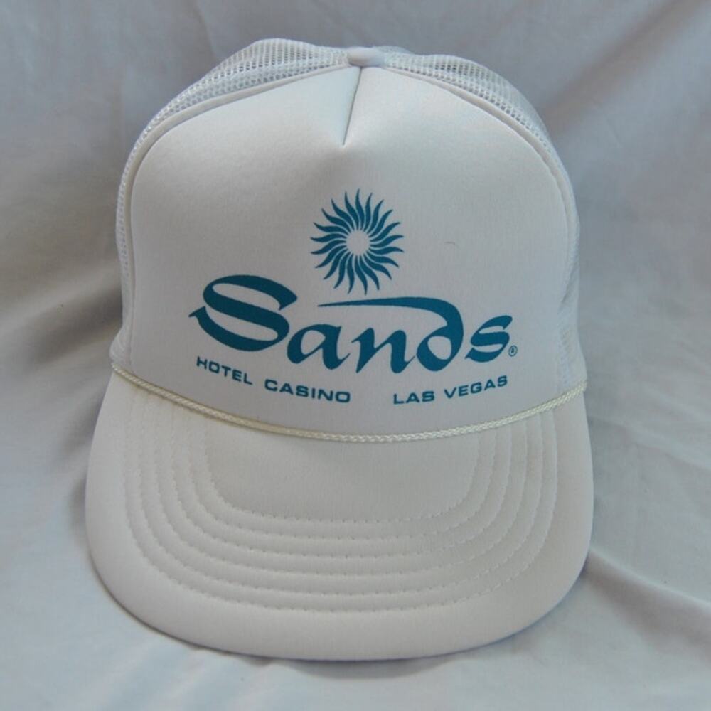 Sands Hotel Casino 90s Vintage Snapback Mesh Trucker Hat